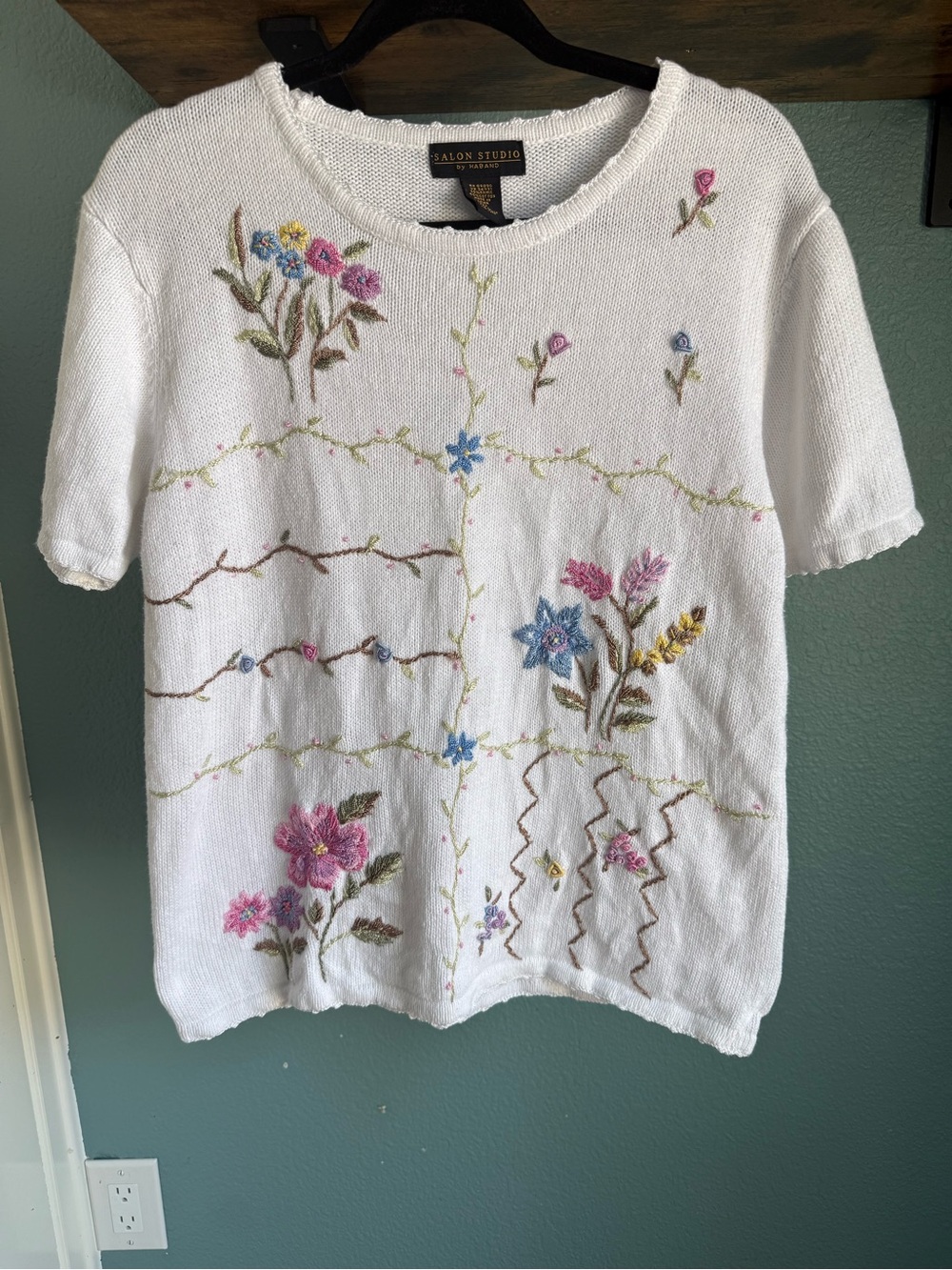 Vintage Salon Studio by Haband Embroidered Floral Knit Sweater Top L Cottagecore